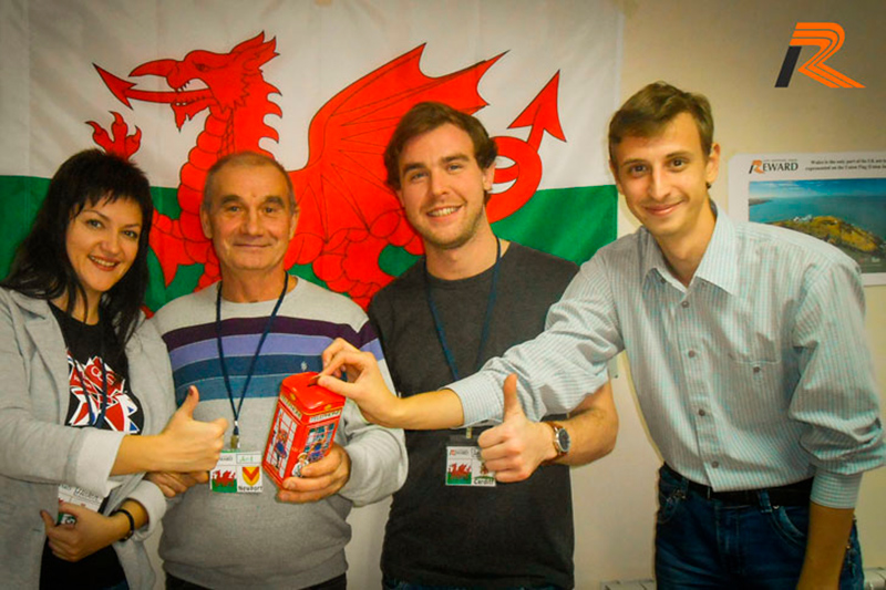 25-27 октября 2013 г. успешно реализован осенний выездной уикенд ЦИЯ «РЕВОД» «Погружение в язык» для взрослых «Открытие Уэльса!» «Discovering Wales!»