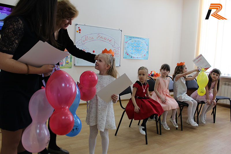 Конкурс «Маленькая мисс «Ревод» в Советском районе 18 марта