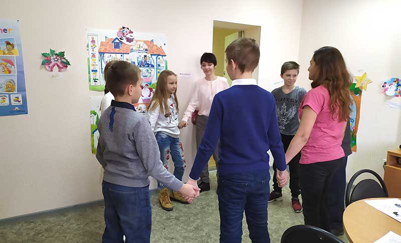 Новогодние английский клубы для школьников в Ворошиловском филиале
