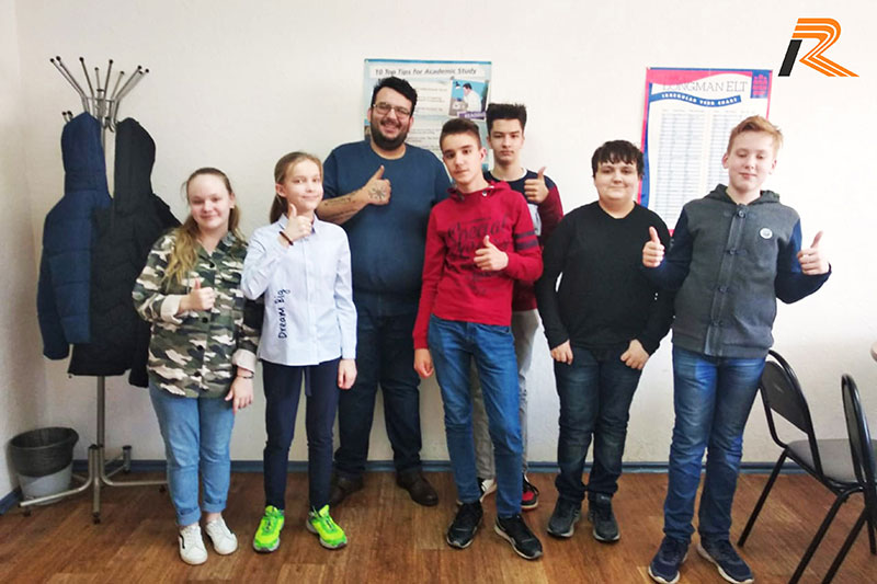 Разговорные клубы с иностранным преподавателем прошли в Тракторозаводском филиале