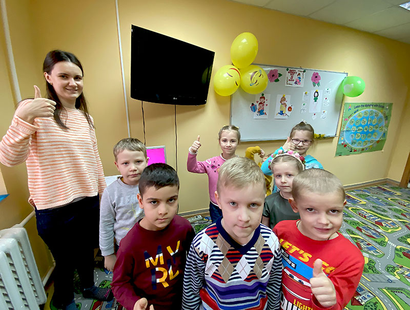 Репортаж о клубе для малышей «8 марта» в Дзержинском филиале