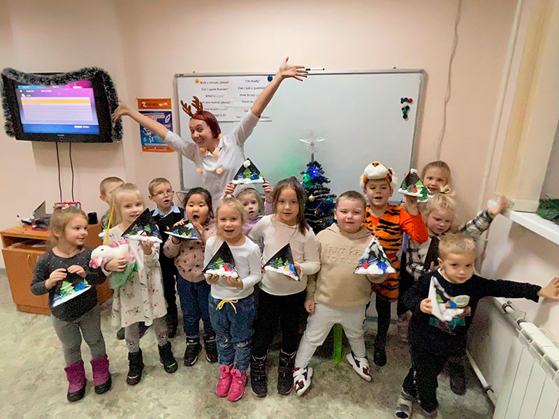 Репортаж о Рождественском клубе для малышей в Ворошиловском филиале