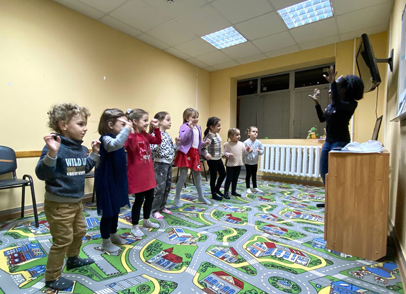 Репортаж о музыкальном мастер-классе для малышей в Дзержинском филиале